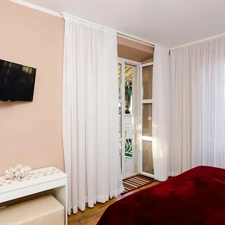 Lydia (adults Only) Pensjonat 3*
